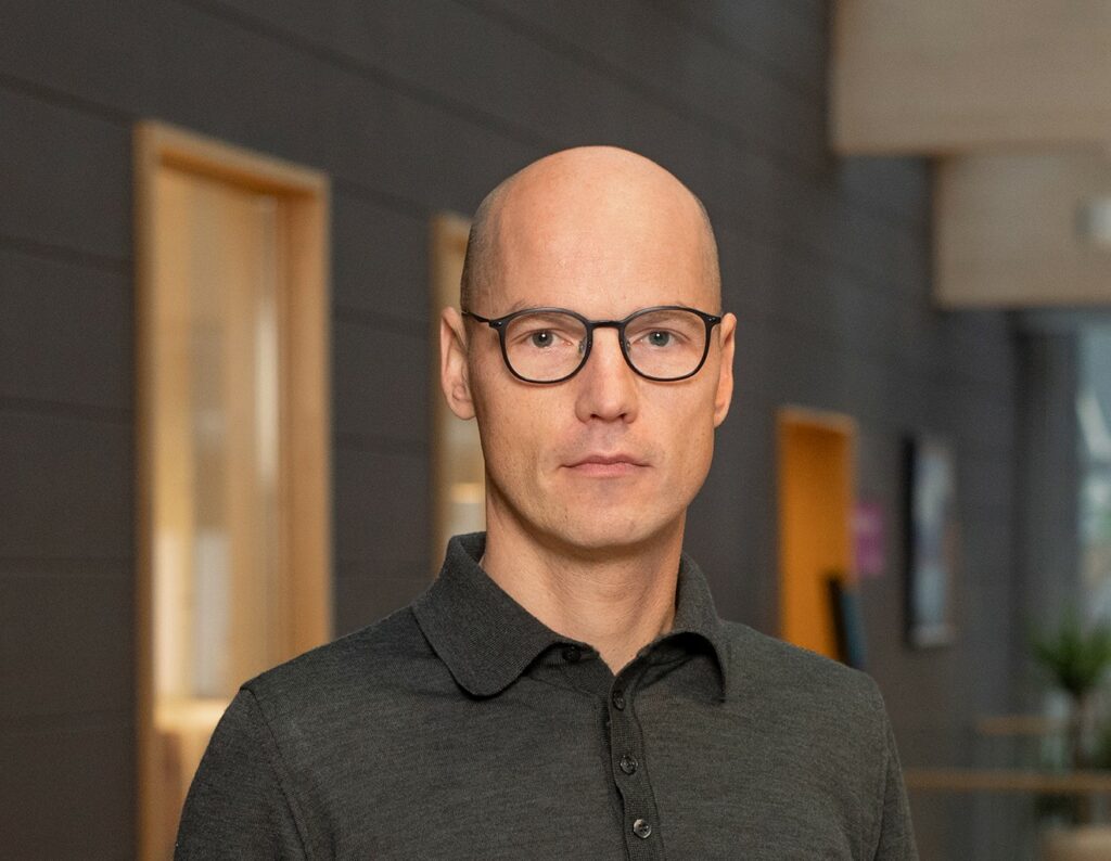 Bilde av Lars Petter Degnepoll, som er seniorrådgiver i Lotteritilsynet